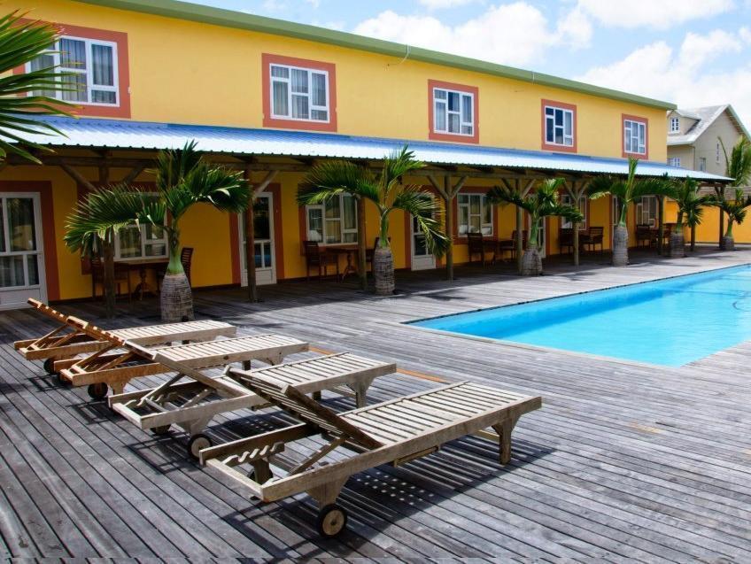 Wanna Studio Apartments Pointe aux Canonniers Esterno foto
