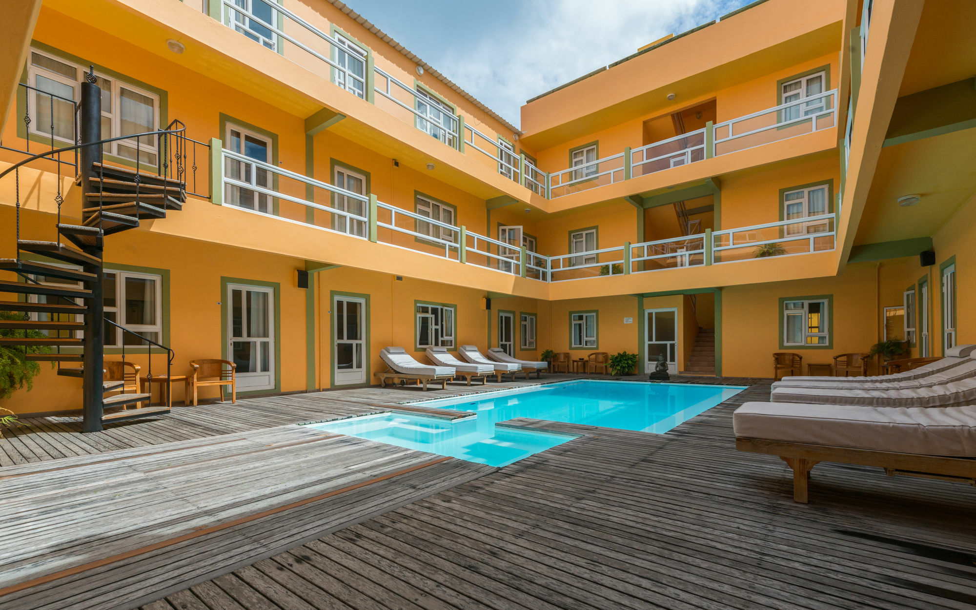 Wanna Studio Apartments Pointe aux Canonniers Esterno foto