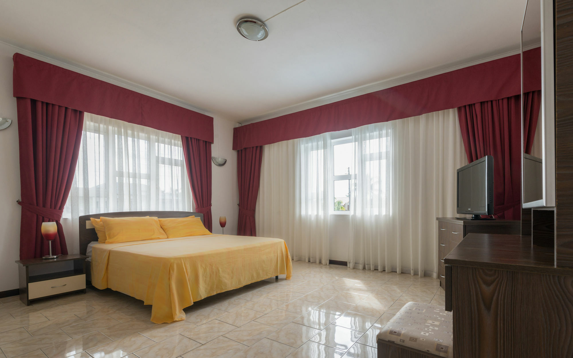 Wanna Studio Apartments Pointe aux Canonniers Esterno foto